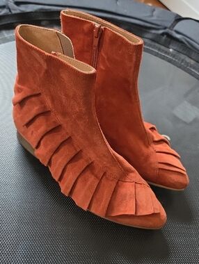 Anthropologie Rust Orange Suede Ruffle Ankle Booties